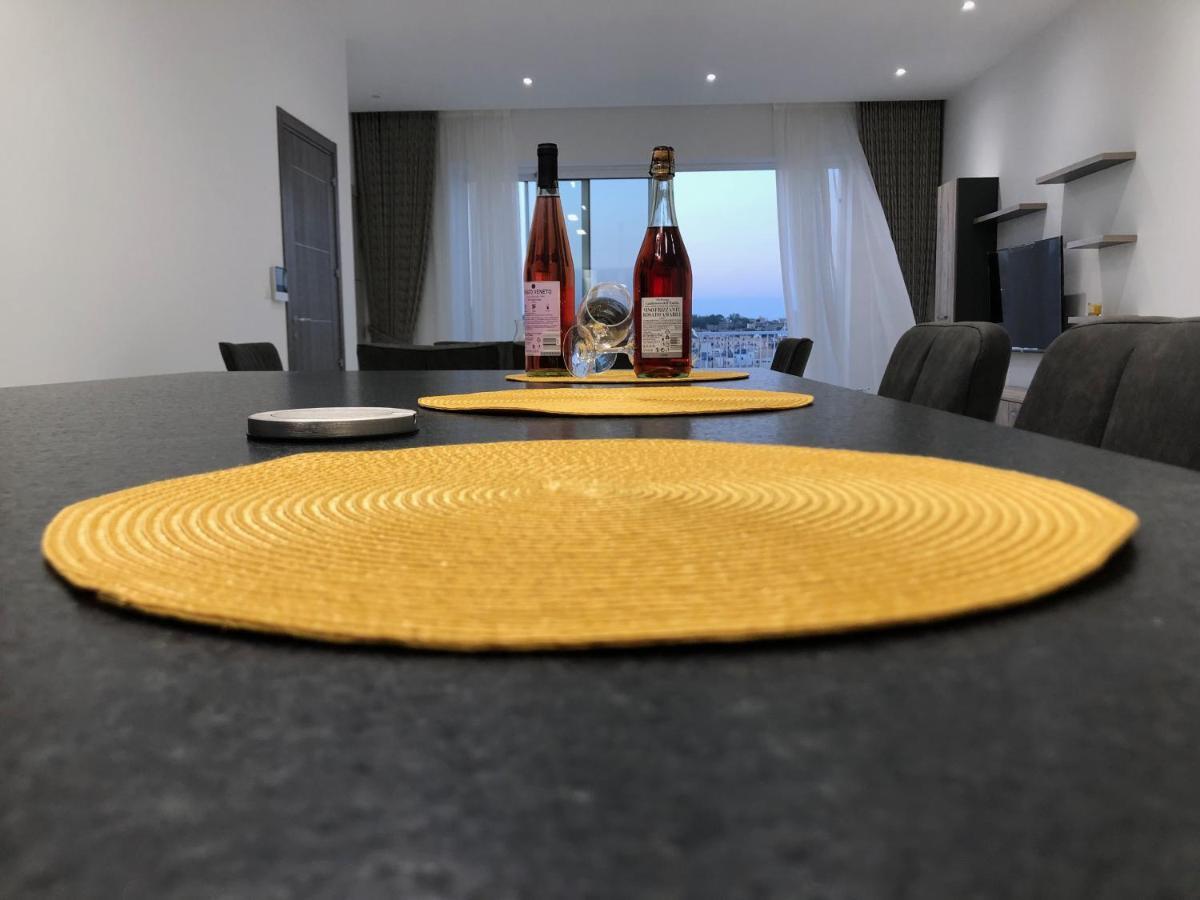 Penthouse In Marsaxlokk With Panoramic Views: 3 Bedrooms, 2 Baths Esterno foto